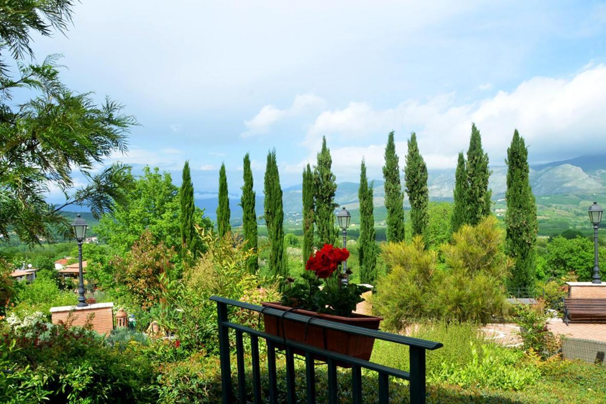 Bed and Breakfast Bosco D'Olmi Country House Sant'Andrea del Garigliano Exterior foto